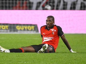 Le jeune joueur de français Jérémy Jacquet a signé à Liverpool pour 70 millions d’euros